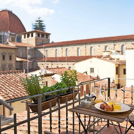 One Of A Kind Near The Duomo W/Balcony Palace Apt Florencia Exterior foto