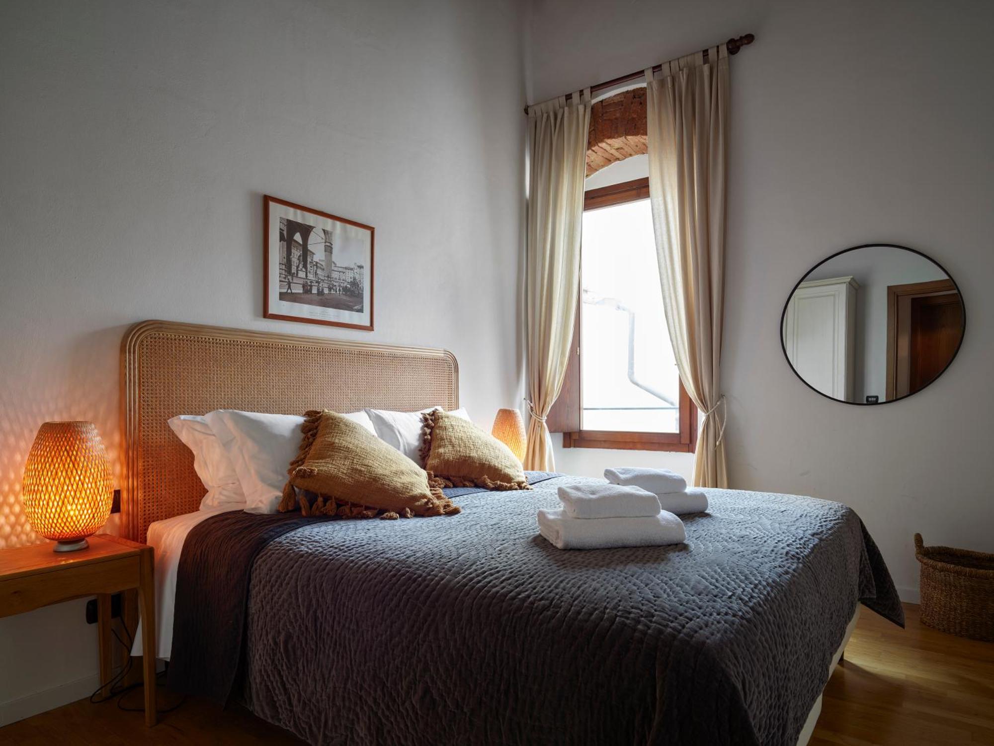 One Of A Kind Near The Duomo W/Balcony Palace Apt Florencia Exterior foto