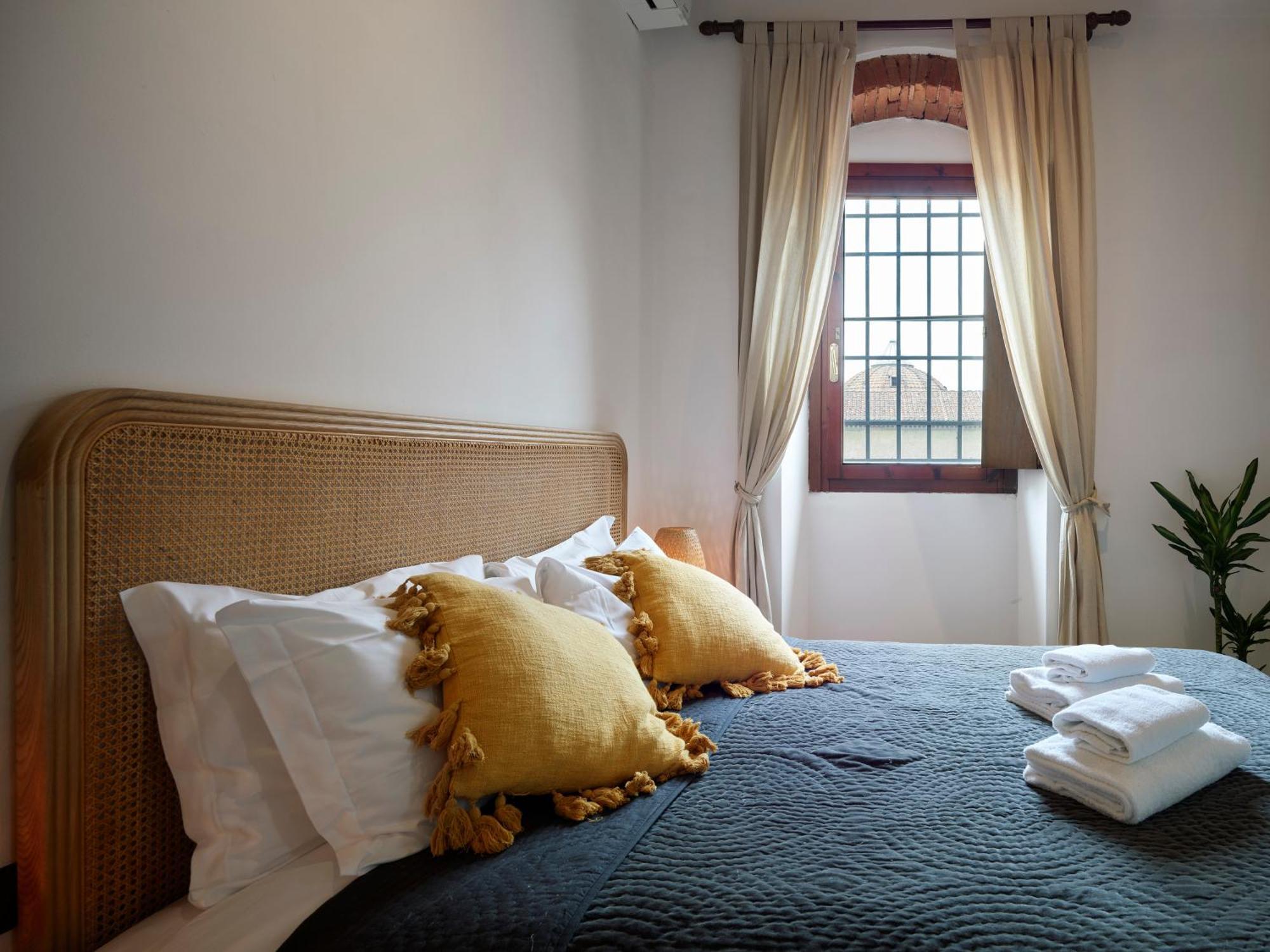 One Of A Kind Near The Duomo W/Balcony Palace Apt Florencia Exterior foto